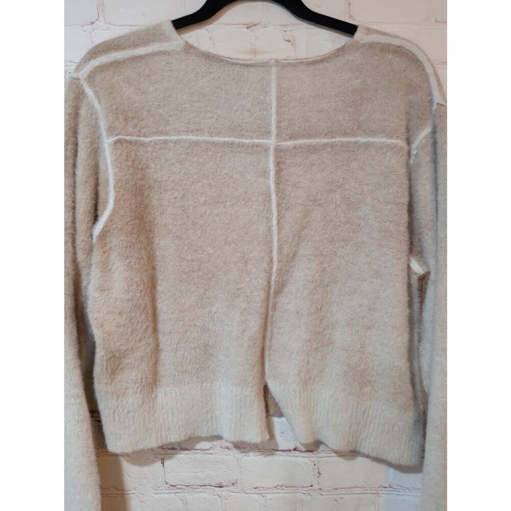 Natural Life Fuzzy Knit Exposed Seam Sz XL V-Neck Pullover Sweater Oatmeal Tan - Picture 11 of 14